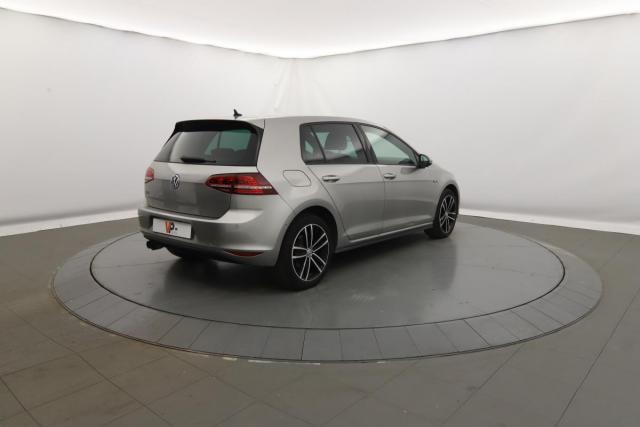 Volkswagen Golf image 1