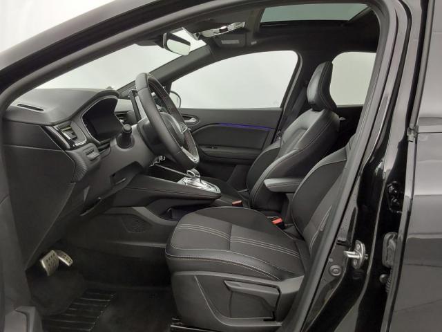 Renault Captur image 8
