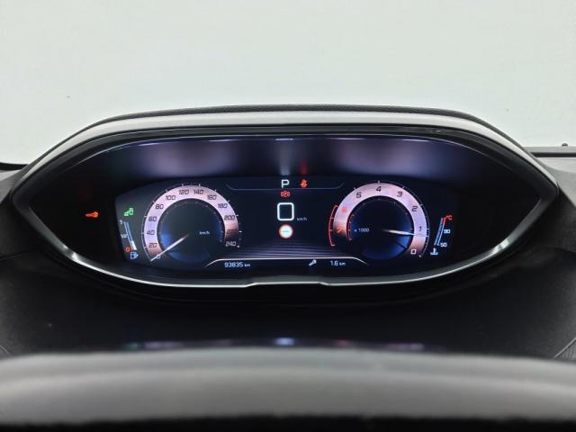 Peugeot 3008 image 1