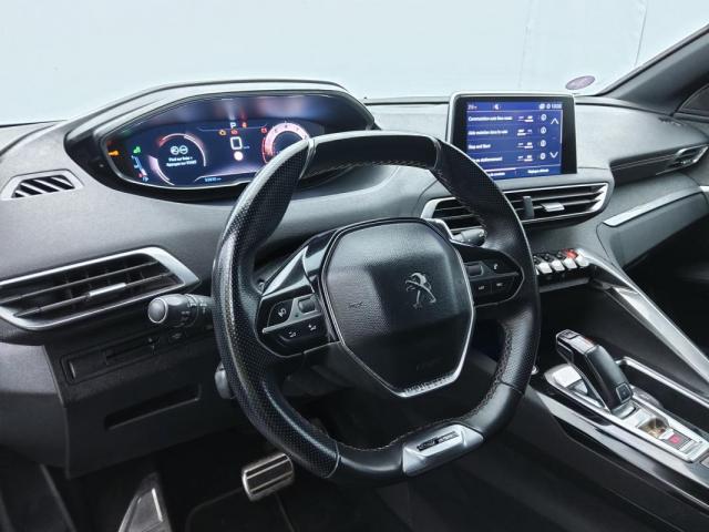 Peugeot 3008 image 3