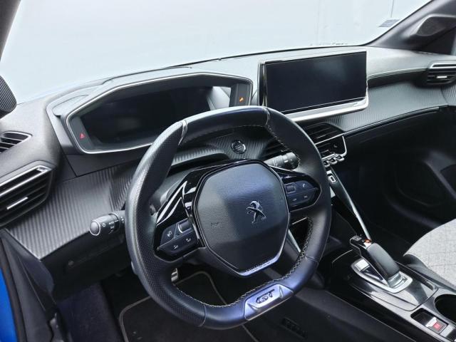 Peugeot 208 image 7