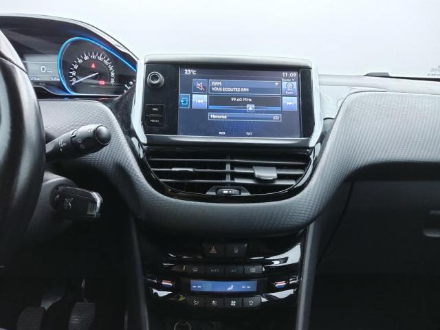 Peugeot 2008 image 5