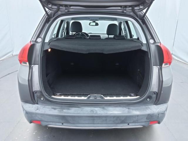 Peugeot 2008 image 7