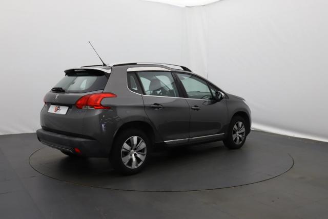 Peugeot 2008 image 4