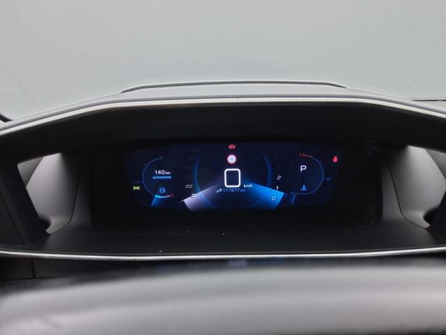 Peugeot 2008 image 8