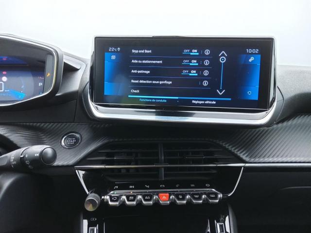Peugeot 2008 image 6
