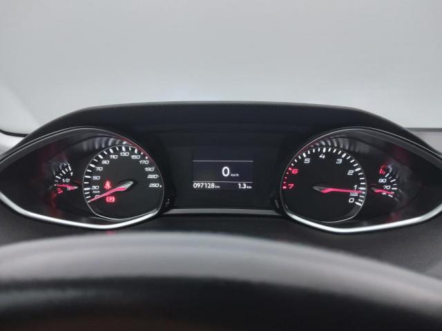 Peugeot 308 image 6
