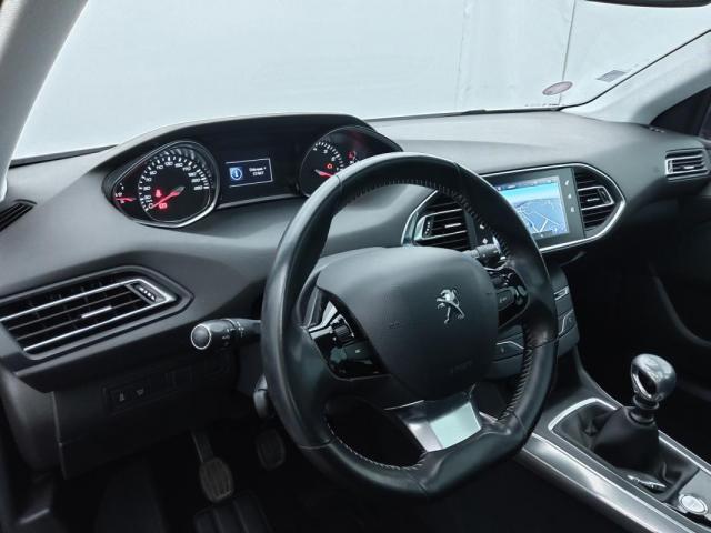 Peugeot 308 image 3