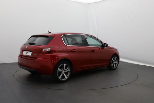 Peugeot 308 image 1