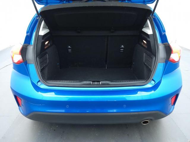 Ford Focus image 8