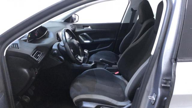 Peugeot 308 image 6