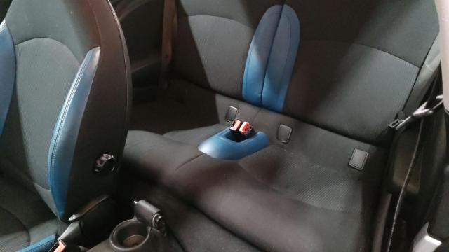 Mini Hatch image 8