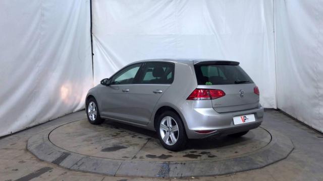 Volkswagen Golf image 8