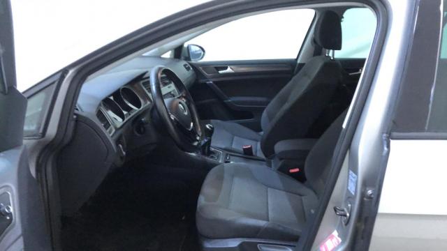 Volkswagen Golf image 3