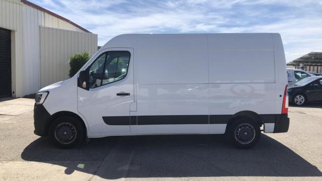 Renault Master image 8