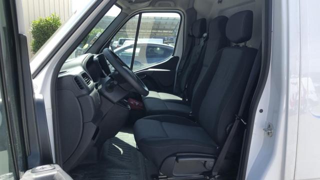 Renault Master image 6