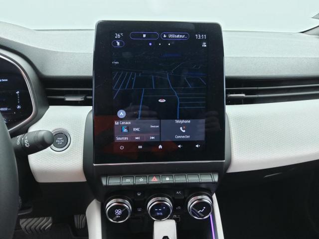 Renault Clio image 2