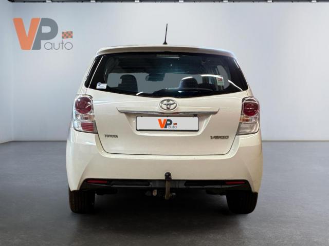 Toyota Verso image 3