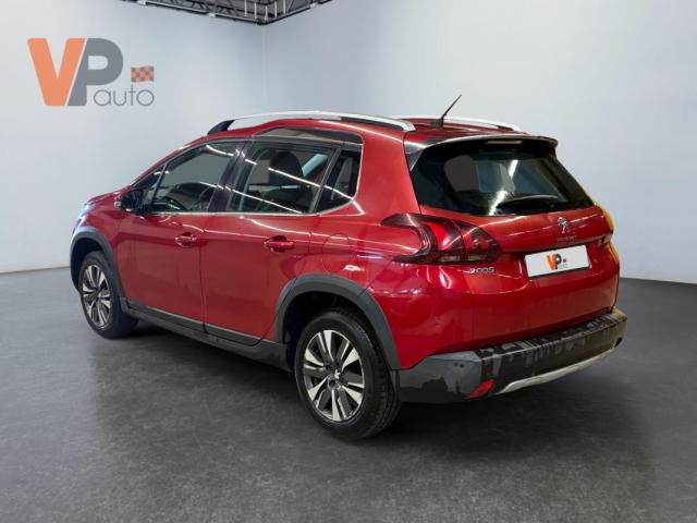 Peugeot 2008 image 8