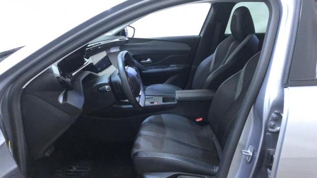 Peugeot 308 image 7