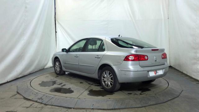 Renault Laguna image 2