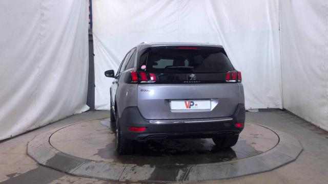 Peugeot 5008 image 8