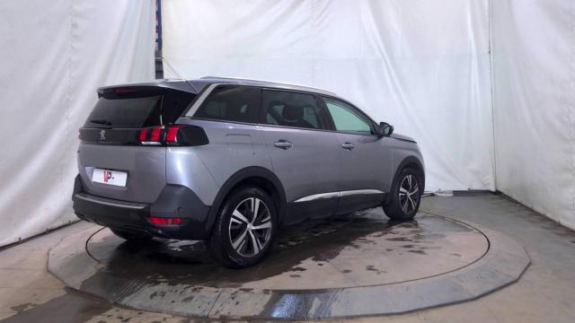 Peugeot 5008 image 5
