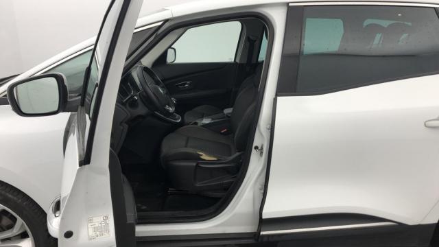 Renault Grand Scénic image 1