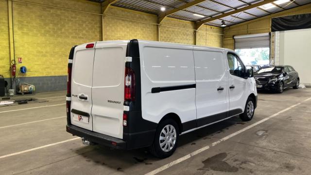 Renault Trafic image 4