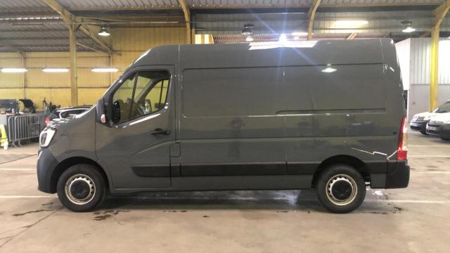 Renault Master image 1