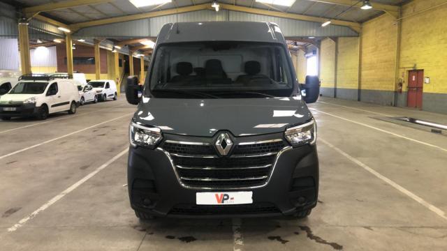 Renault Master image 8