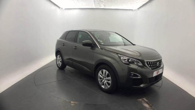 Peugeot 3008 image 2