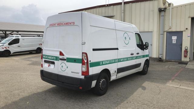 Renault Master image 1