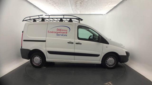 Citroen Jumpy image 3