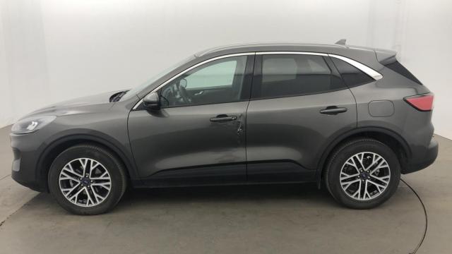 Ford Kuga image 3