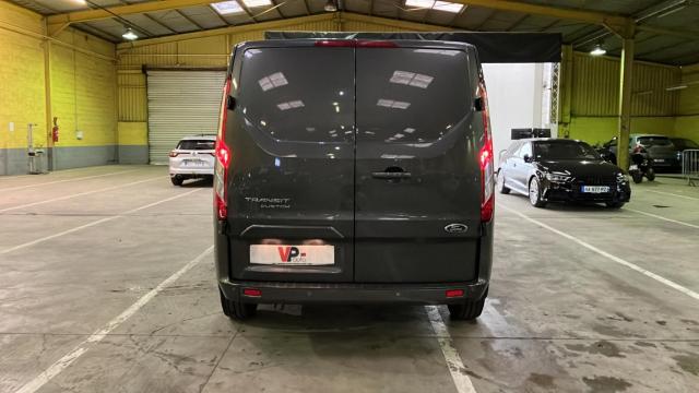Ford Transit Custom image 3