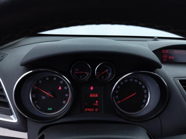 Opel Mokka image 8