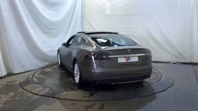 Tesla Model S image 4