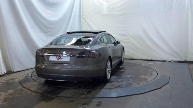 Tesla Model S image 7