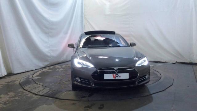 Tesla Model S image 2