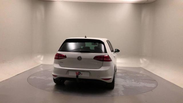 Volkswagen Golf image 7