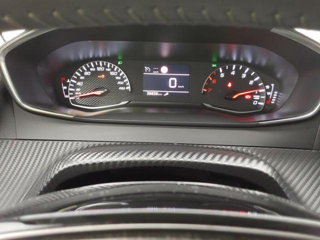 Peugeot 208 image 8