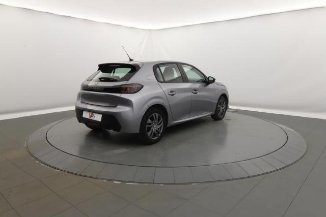 Peugeot 208 image 7