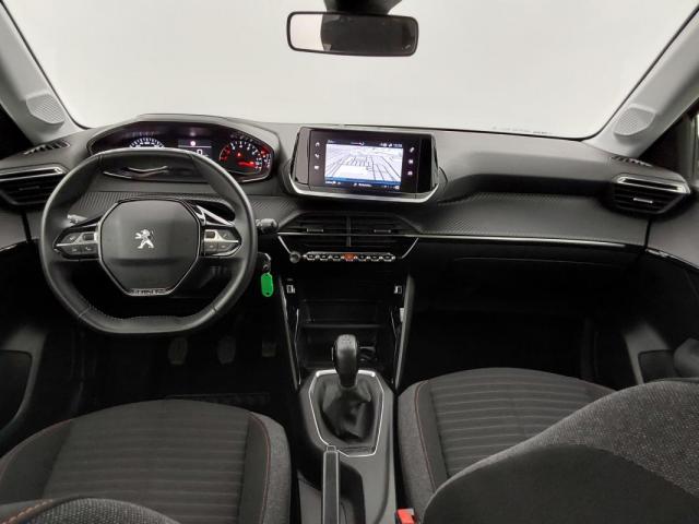 Peugeot 208 image 8