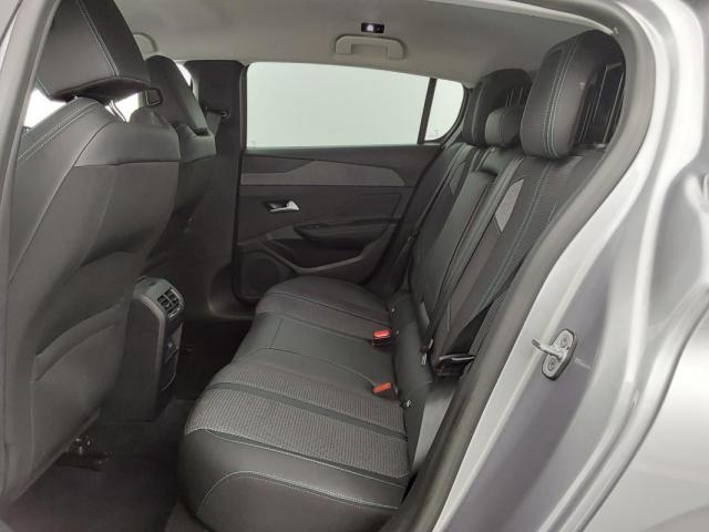 Peugeot 308 image 8