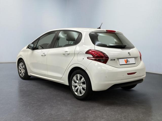 Peugeot 208 image 3