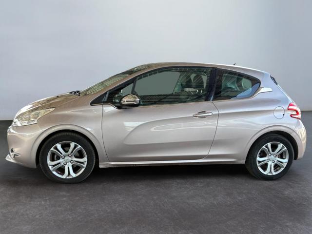 Peugeot 208 image 4