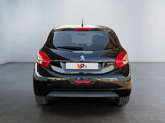 Peugeot 208 image 7