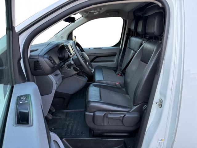 Citroen Jumpy image 8