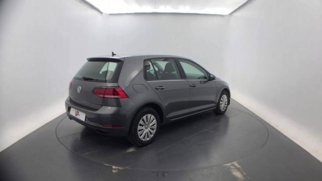 Volkswagen Golf image 2